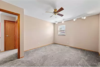 8951 Willowgate Lane, Huber Heights, OH 45424 - Photo 25