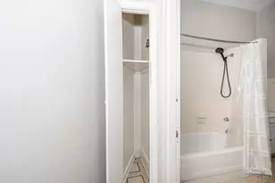 120 Lyon St, Cincinnati, OH 45219 - Photo 27