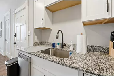 1874 Fairfax Avenue, Cincinnati, OH 45207 - Photo 41