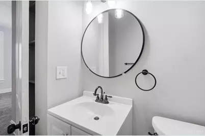 1874 Fairfax Avenue, Cincinnati, OH 45207 - Photo 23
