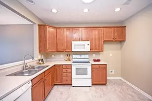 6176 Glenlaurel Dr, Hamilton Township, OH 45039 - Photo 11