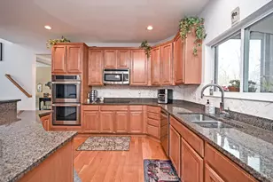 6681 Tree View Dr, Liberty Township, OH 45044 - Photo 11