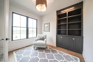 4870 Bunnell Hill Rd, Clear Creek Township, OH 45036 - Photo 5