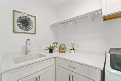 209 Hastings Street, Cincinnati, OH 45219 - Photo 41