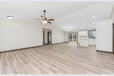 118 Shawnee Drive, Franklin Township, OH 45171 - Photo 13