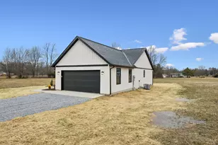 118 Shawnee Dr, Franklin Township, OH 45171 - Photo 3