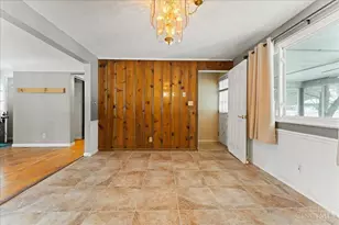 1094 Pamela Rd, Anderson Township, OH 45255 - Photo 9