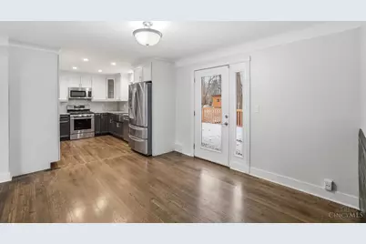 10105 Kenwood Road, Blue Ash, OH 45242 - Photo 11