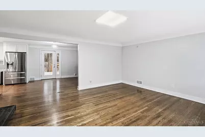 10105 Kenwood Road, Blue Ash, OH 45242 - Photo 7