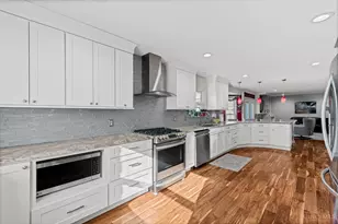 724 Regent Rd, Union Township, OH 45245 - Photo 7