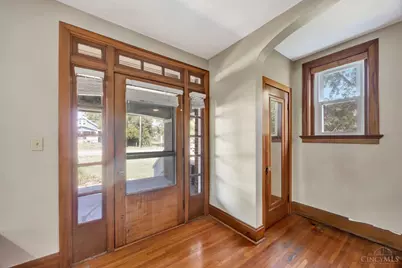 1917 Springdale Road, Springfield Township, OH 45231 - Photo 5