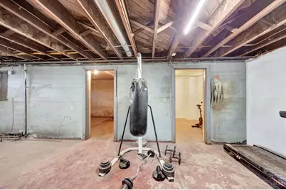 1917 Springdale Road, Springfield Township, OH 45231 - Photo 33