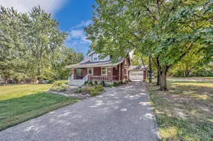 1917 Springdale Rd, Springfield Township, OH 45231 - Photo 3