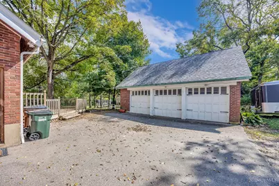 1917 Springdale Road, Springfield Township, OH 45231 - Photo 35