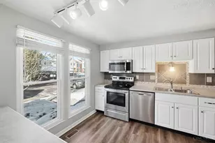 1012 Stratford Ct, Loveland, OH 45140 - Photo 11