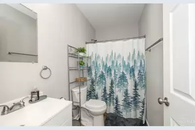 887 Lexington Avenue, Cincinnati, OH 45229 - Photo 11