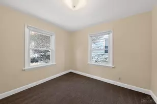 1782 Ashbrook Dr, Cincinnati, OH 45215 - Photo 9