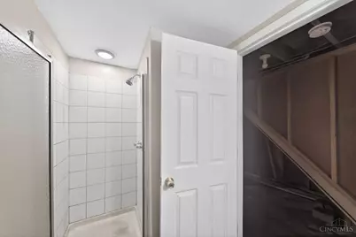 1782 Ashbrook Drive, Cincinnati, OH 45215 - Photo 21