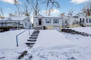 1782 Ashbrook Dr, Cincinnati, OH 45215 - Photo 3