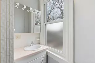 349 Wood Ave, Cincinnati, OH 45220 - Photo 21