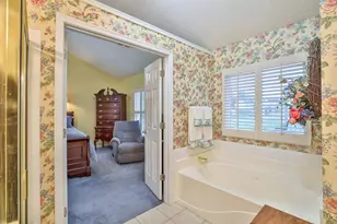 9111 Cobblechase Ct, Colerain Township, OH 45251 - Photo 23