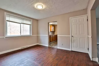 4893 N Overlook Avenue, Cincinnati, OH 45238 - Photo 9