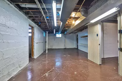 4893 N Overlook Avenue, Cincinnati, OH 45238 - Photo 25