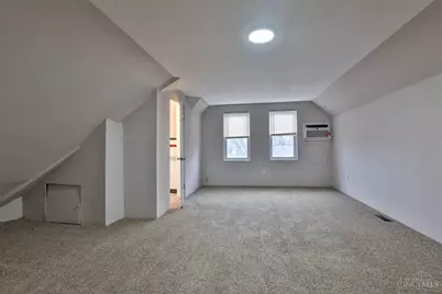 4893 N Overlook Avenue, Cincinnati, OH 45238 - Photo 17