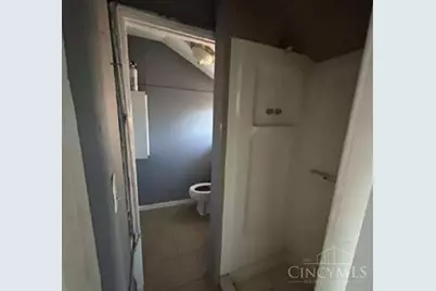 701 W Wyoming Avenue, Lockland, OH 45215 - Photo 25