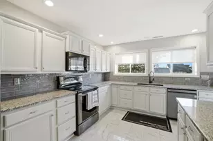 129 Miami Lakes Dr, Milford, OH 45150 - Photo 5