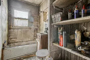 2029 Duck Creek Rd, Cincinnati, OH 45207 - Photo 11