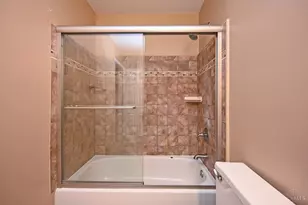 1004 Crisfield Dr, Union Township, OH 45245 - Photo 27