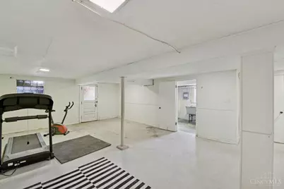 2805 Langdon Farm Road, Cincinnati, OH 45212 - Photo 29