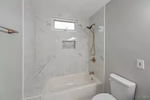 11570 Rose Ln, Springdale, OH 45246 - Photo 19