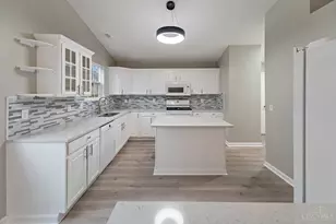 11570 Rose Ln, Springdale, OH 45246 - Photo 5