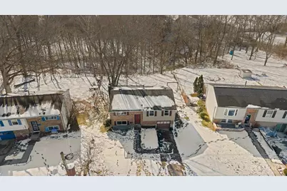 2267 Magdalena Drive, Springfield Township, OH 45231 - Photo 3