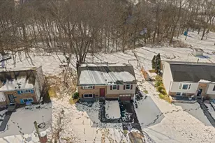 2267 Magdalena Dr, Springfield Township, OH 45231 - Photo 3