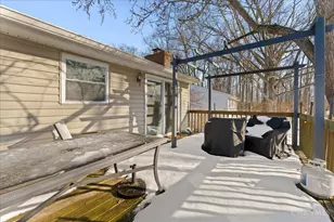 2267 Magdalena Dr, Springfield Township, OH 45231 - Photo 19