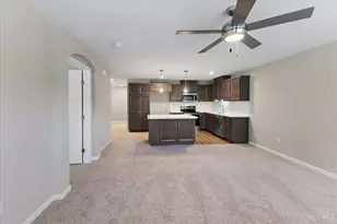 5890 Parkview Ln, Miami Township, OH 45150 - Photo 7