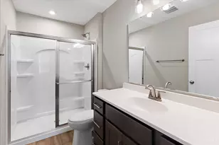 5890 Parkview Ln, Miami Township, OH 45150 - Photo 13
