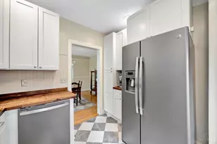 5827 Lester Rd, Cincinnati, OH 45213 - Photo 17