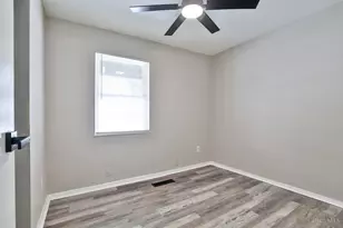 2071 Roosevelt Ave, Springfield Township, OH 45240 - Photo 23