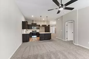 5890 Parkview Ln, Miami Township, OH 45150 - Photo 7