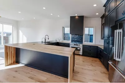 255 St Peters Street, Cincinnati, OH 45226 - Photo 3