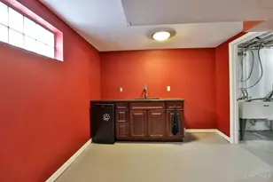 9811 Beau Ln, Springfield Township, OH 45231 - Photo 29