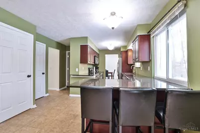 9811 Beau Lane, Springfield Township, OH 45231 - Photo 17