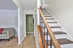 9811 Beau Ln, Springfield Township, OH 45231 - Photo 5