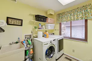 9537 Millbrook Dr, Springfield Township, OH 45231 - Photo 25