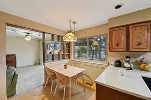 9537 Millbrook Dr, Springfield Township, OH 45231 - Photo 13