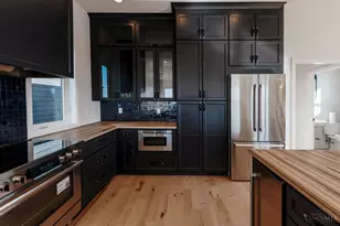 257 St Peters St, Cincinnati, OH 45226 - Photo 3